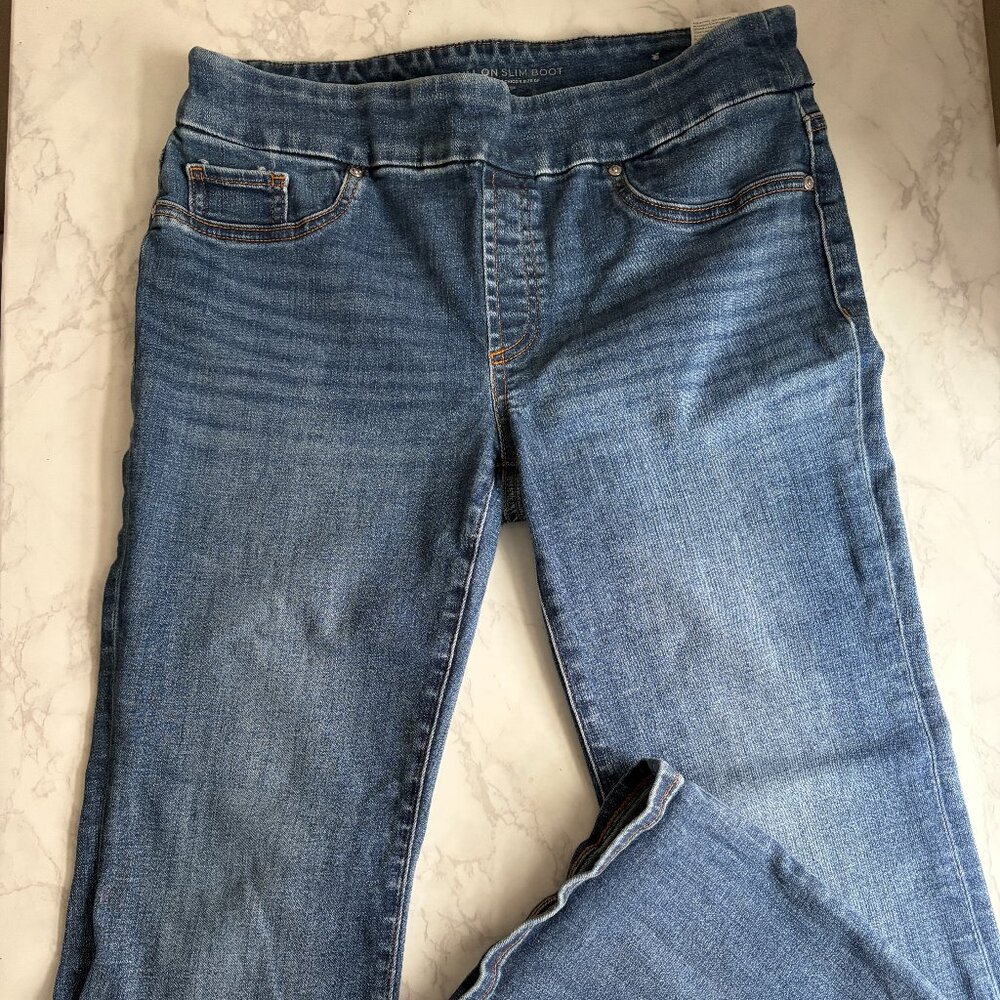 Pull-on slim bootcut jeans size 4P